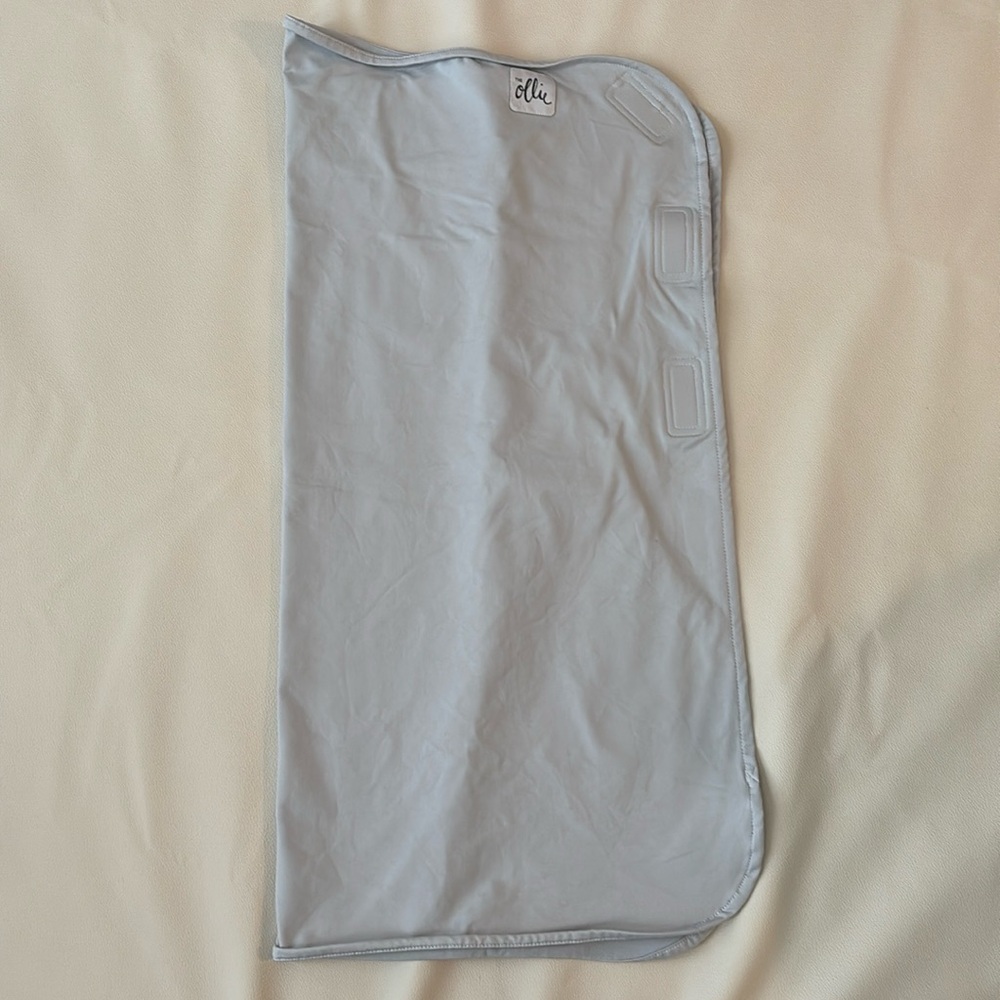 The Ollie. Grey. Very gently used.